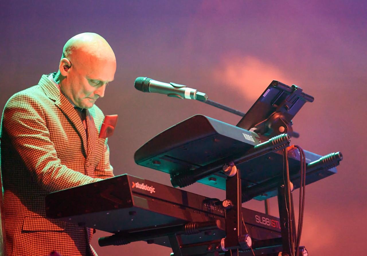 327e6174-729d-4a2c-85d0-943b5982e074